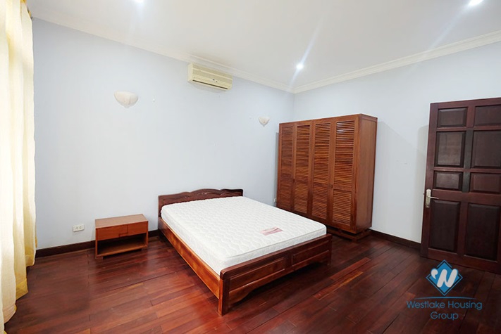 Bright 3-storey 180sqm Ciputra house is out for rent 
